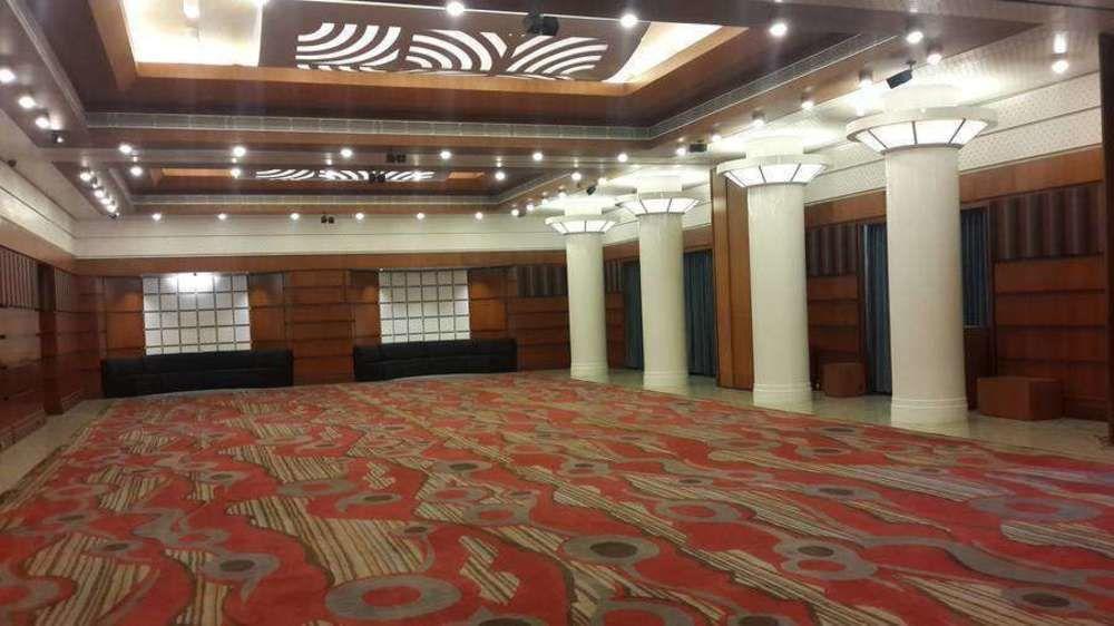 Vishwaratna Hotel Гувахати Екстериор снимка