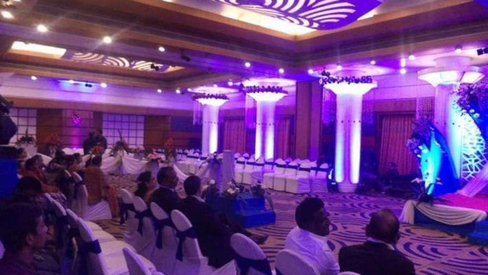 Vishwaratna Hotel Гувахати Екстериор снимка