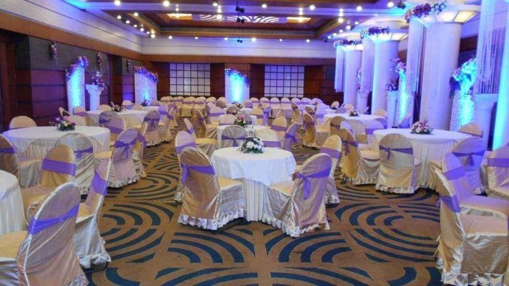 Vishwaratna Hotel Гувахати Екстериор снимка