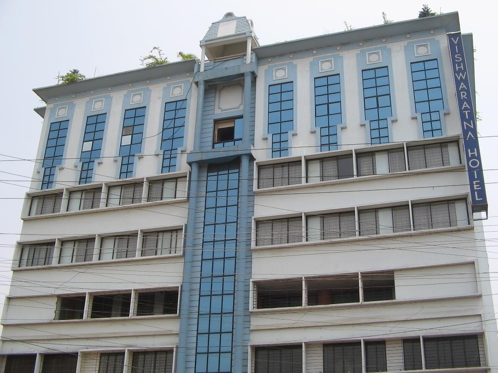 Vishwaratna Hotel Гувахати Екстериор снимка